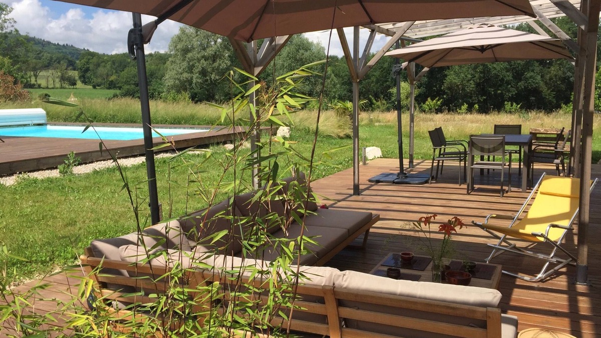 La Balme-de-Sillingy House | Nature and serenity between lake and mountain