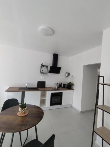 Pointe-a-Pitre Apartment | Nature bay