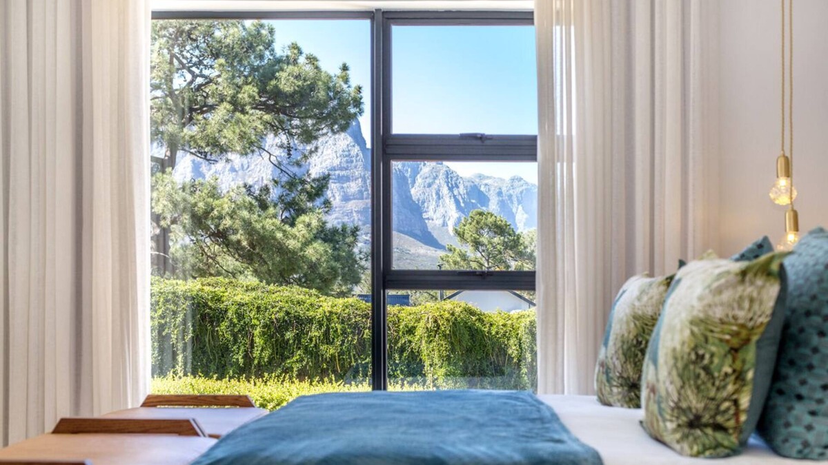 Cape Winelands House | Nature estate nestled in the wine valley
