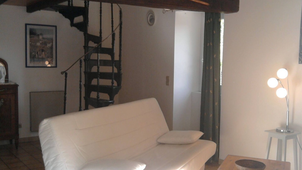 Montlieu la Garde House | Nature et Forêts en Charente Maritime