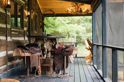 Grayling Villa | Nature Lovers Paradise Uncle Toms 3BDR Cabin 5644