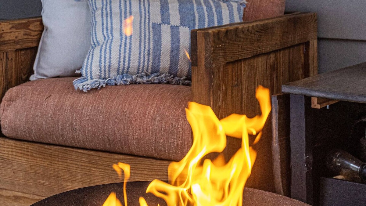 Squamish House | Nature, Nurture, Nest at the Mamquam Mountain Suite. Peace in the Mountains