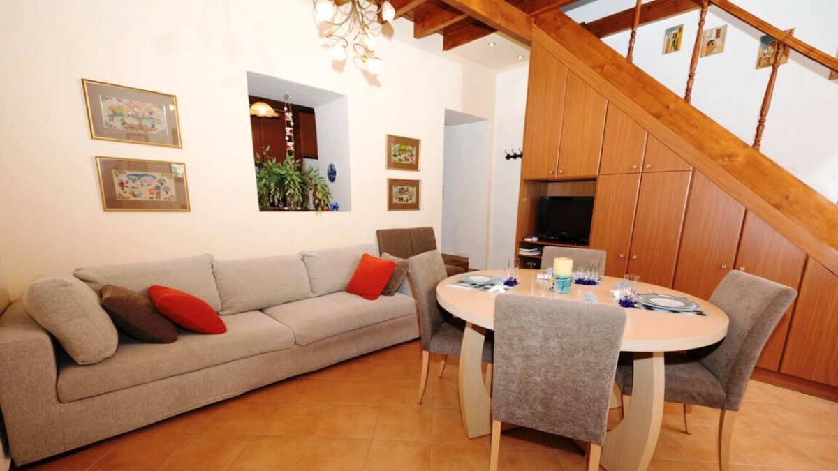 Karvelas Cottage | "Nature Oasis: Filanthi's Retreat in East Mani"