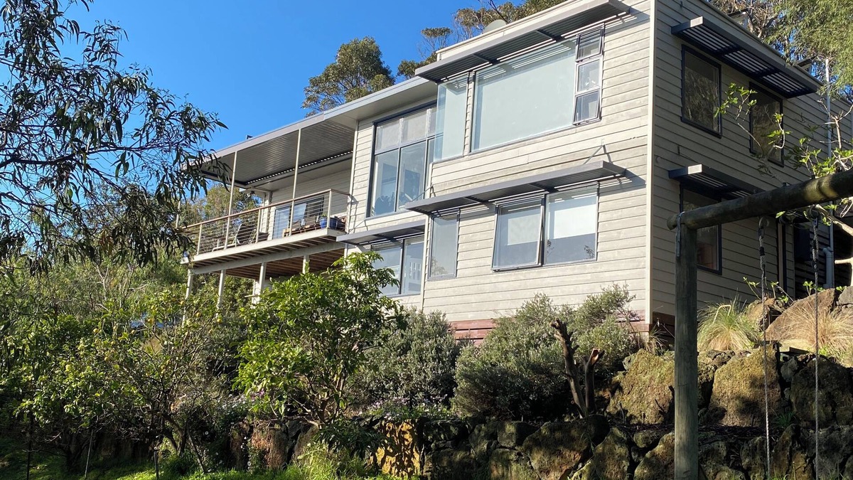 Kennett River House | Nature's Edge