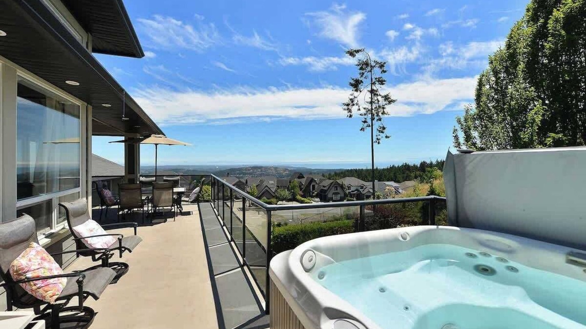 Bear Mountain Resort House | Nature's Gate Executive Estate