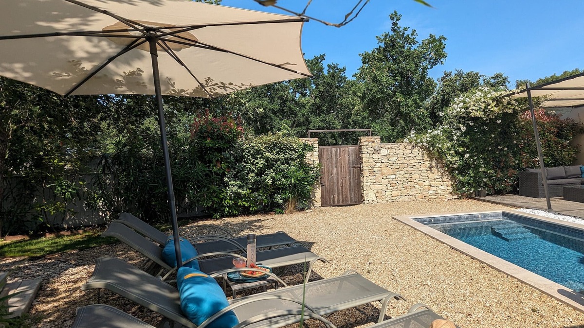 La Roque-sur-Pernes House | Nature, sport, well-being and culture stay in Provence