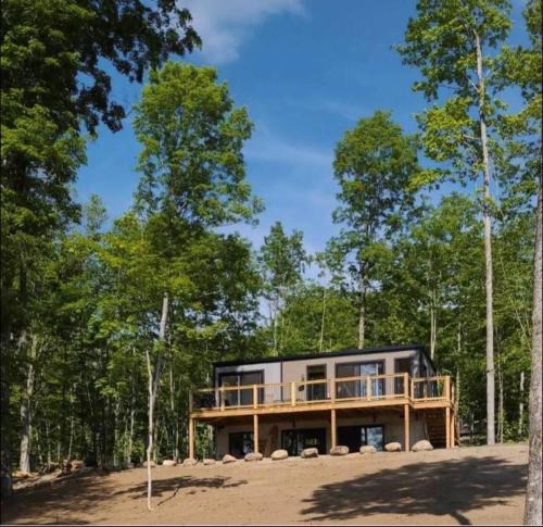 La Minerve Ski Chalet | Nature Tranquility & Hiking - Chalet FloFie