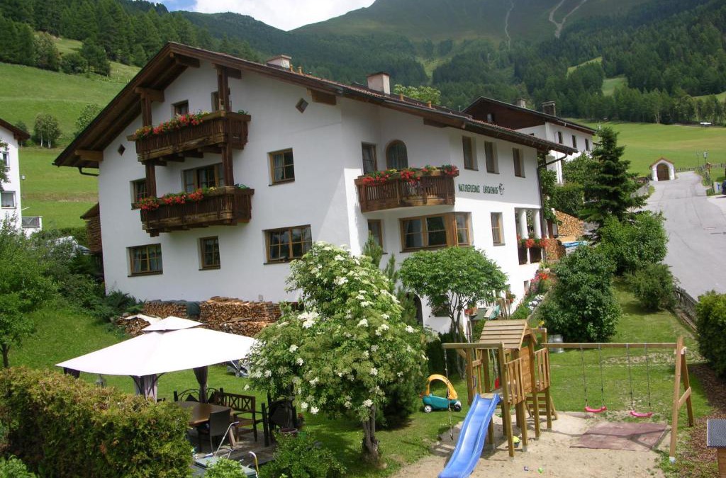 Fendels House | Naturerlebnis Lärchenhof