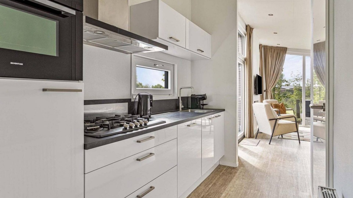Aalst Ski Chalet | ✓ Natuurlodge at Recreatiepark het Esmeer ✓ Holiday home for 4 persons ✓ Located in Aalst (Gelderland) ✓ Waterside holiday park ✓ Book directly through the park