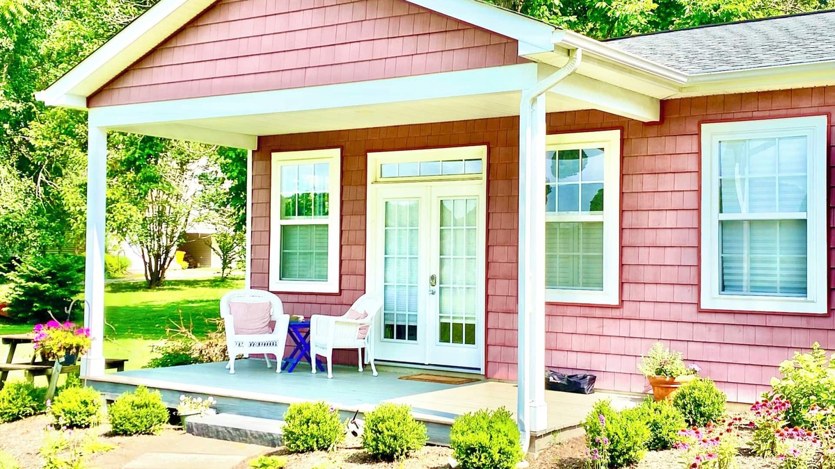 Galesville Apartment | Nautical Charm with Relaxing Waterviews! Your Chesapeake Getaway!