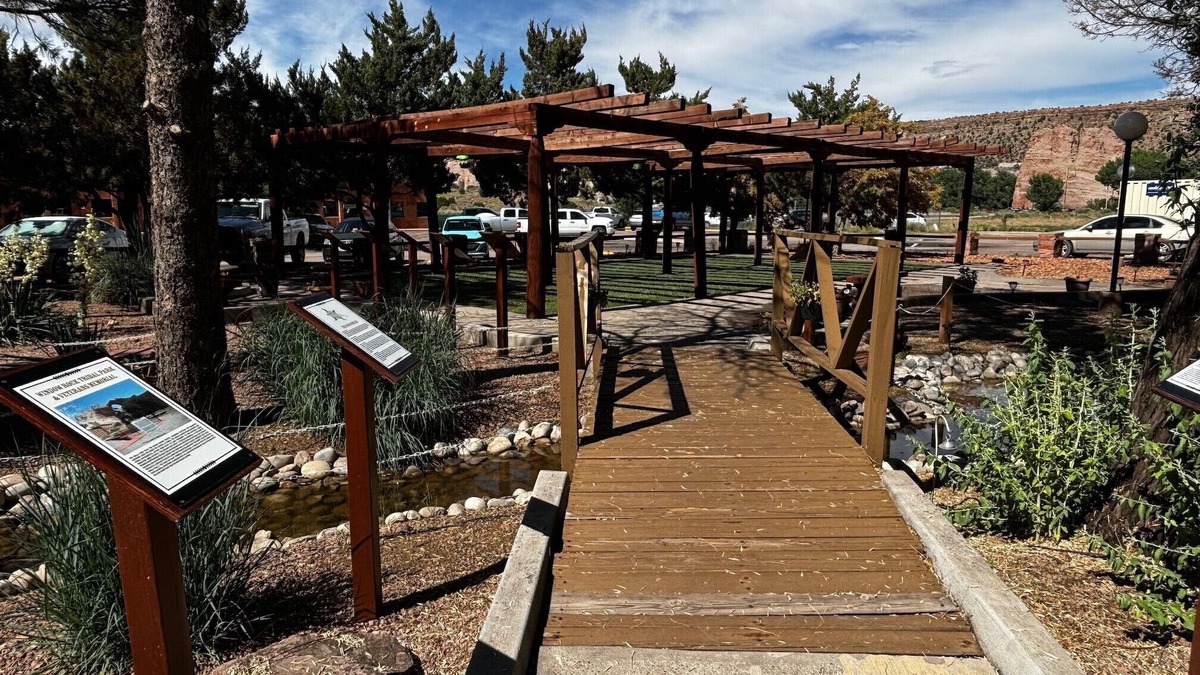 Window Rock Hotel | Navajo Nation Inn