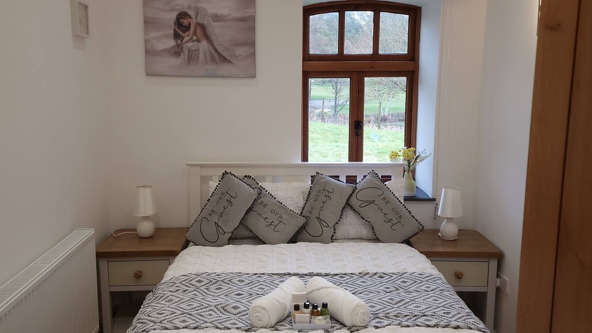 Plympton House | Naval base/Quietness/Parking/LongStays/6Guests