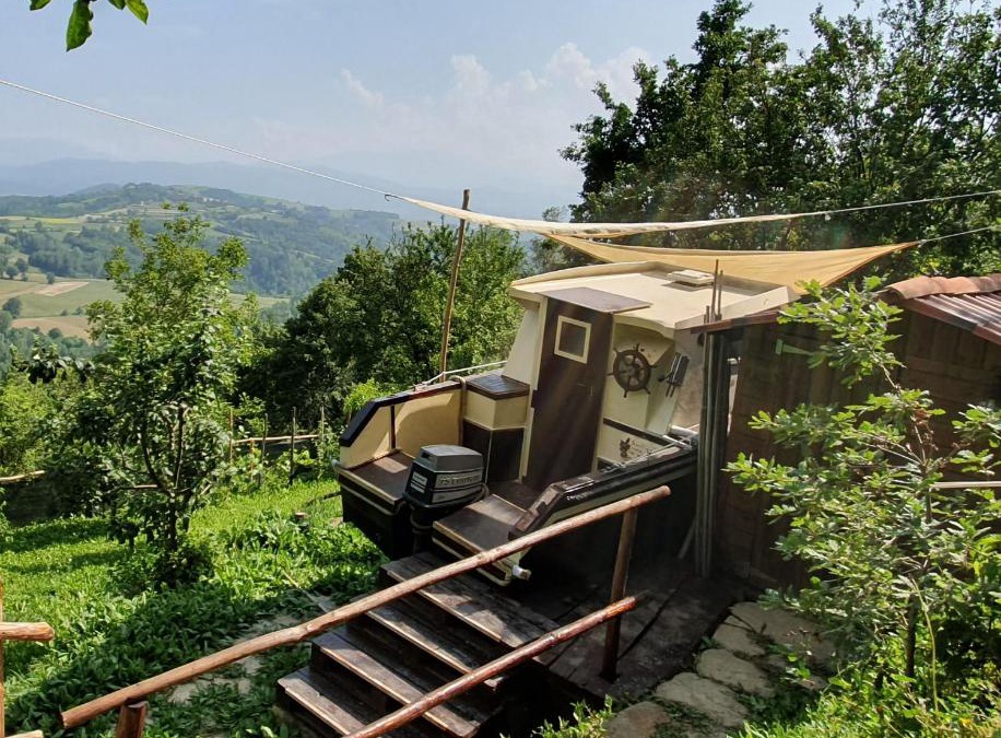 Torresina Bed & Breakfast | Nave nel Bosco