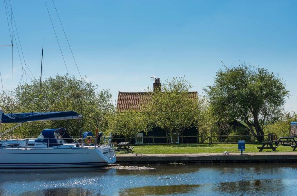 Beckingham House | Navigation Cottage on the Historic Sea Lock overlooking the Nature Reserve
