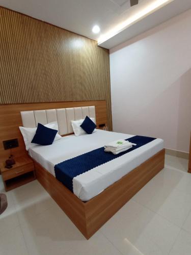 Govardhan Hotel | NBR SADAN Hotel & Restaurant