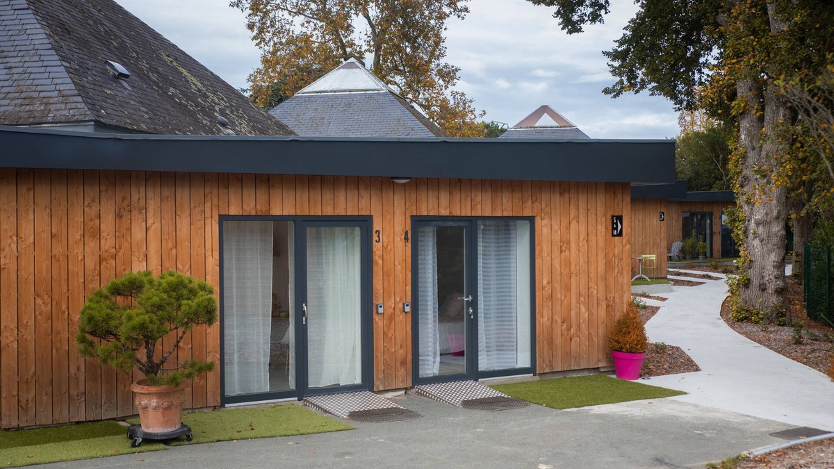Bouchemaine Apartment | N°9-Lodge-Superior-Ensuite with Shower-Garden view