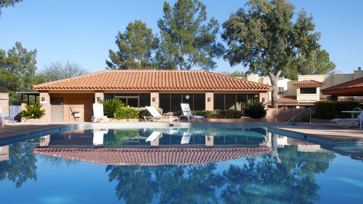 Tucson House | NE Tucson 2 BR townhome