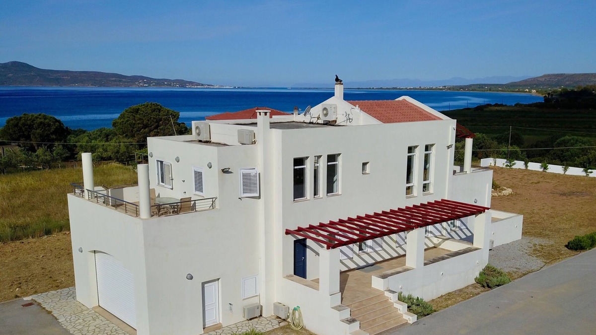 Neapoli House | Neapoli Beach Retreat - 4 bed, 4.5 bath Custom Home! Steps to the Sandy Beach!