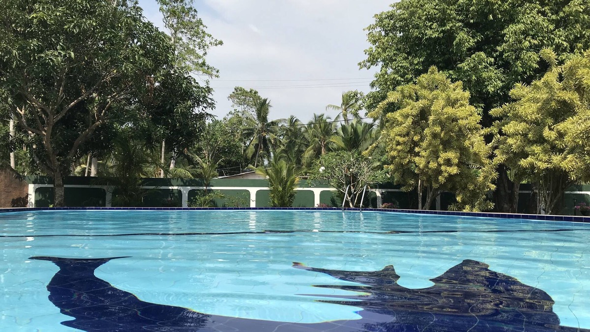 Hettimulla Villa | Near Bentota beach, 8 person luxury rental villa, private pool, 4 bedrooms