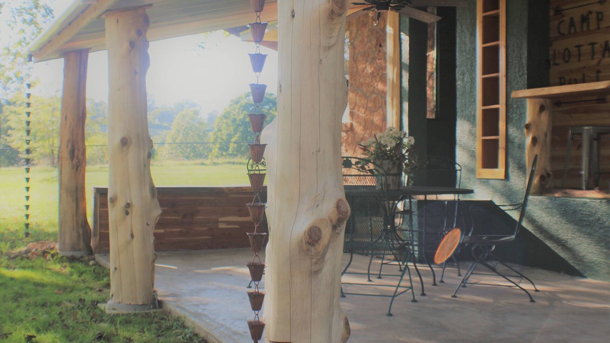Omaha House | Near Branson MO, Private and secluded Cabin style 3BR house. WiFi & Smart TV.