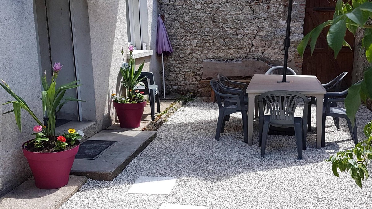 Muides-sur-Loire House | near castle and Loire by bike Fanny's house