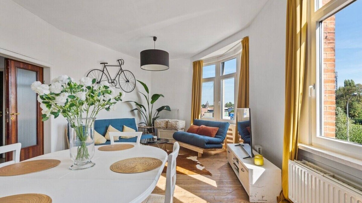 Antwerp Apartment | Near Central, 5mins to Station + FREE BIKES