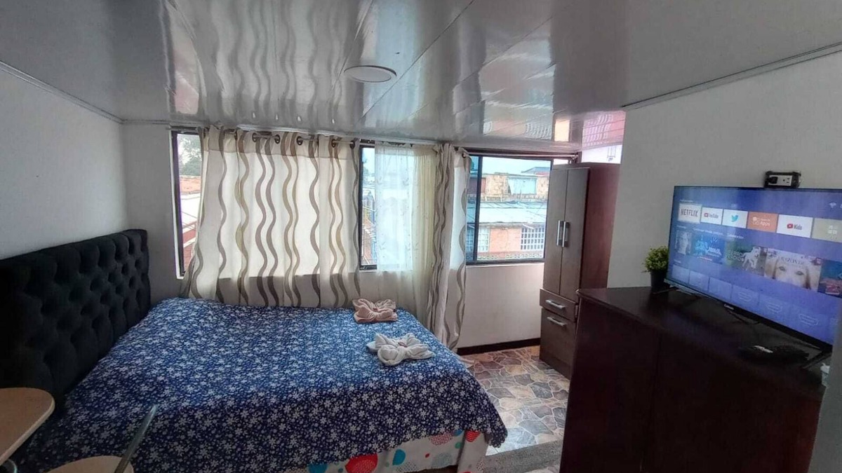 Puente Aranda Apartment | near club militar las americas american embassy 401