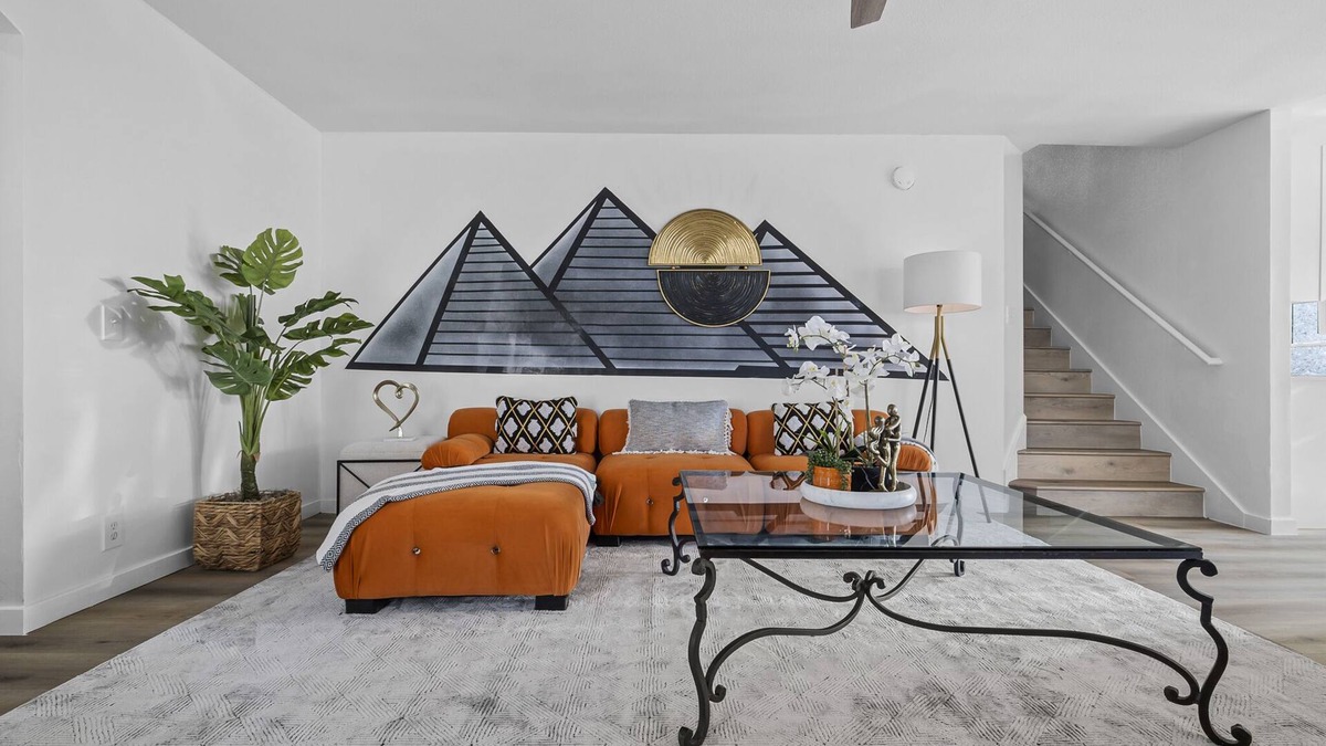 Stoney Ridge House | Near CTOA: Spacious Stylish and Comfort Retreat