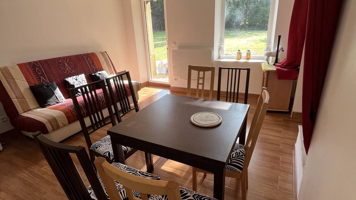Couilly-Pont-aux-Dames Apartment | Near Disney, apartment in large, quiet property.