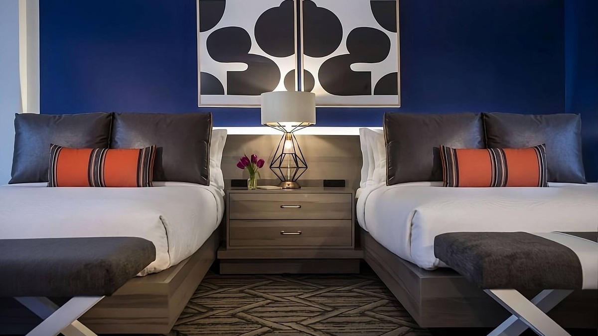Dupont Circle Hotel | Near Downtown Washington | 2 Rooms | Pets Are Welcomed