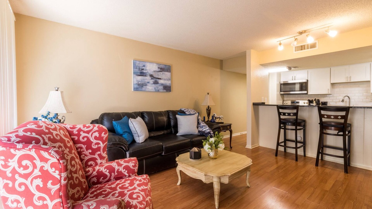 Ellendale Condo | Near Germantown - 30 day minimum
