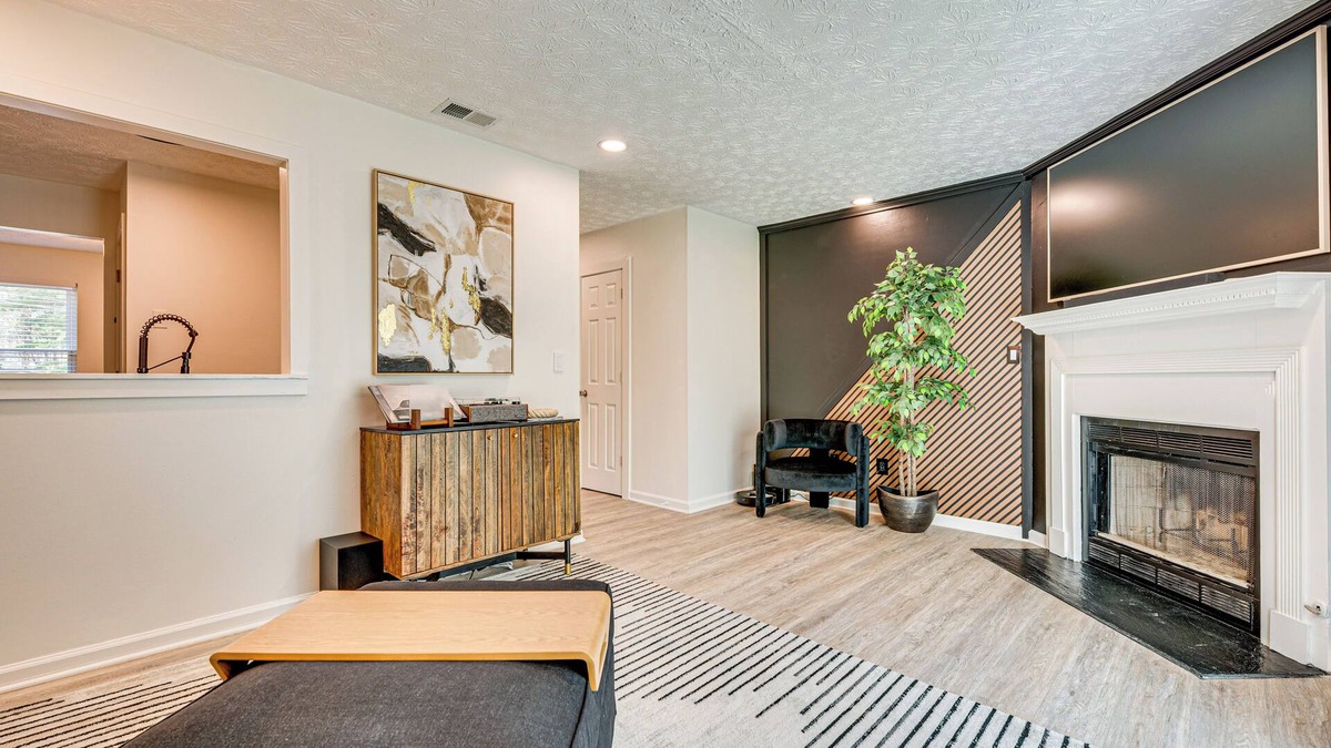 Church Street House | Near GICC & ATL Airport: Modern Townhome!