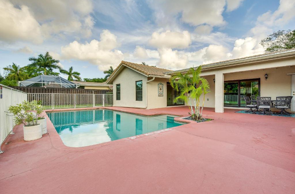 Coral Springs House | Near Golf and Beaches Coral Springs Home with Yard!