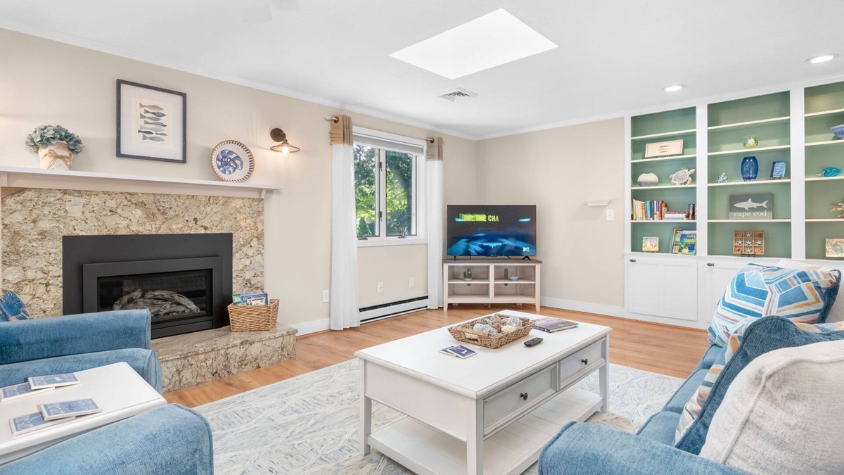 Yarmouth Port House | Near Grays Beach, Boardwalk, dogs ok, A/C, WIFI