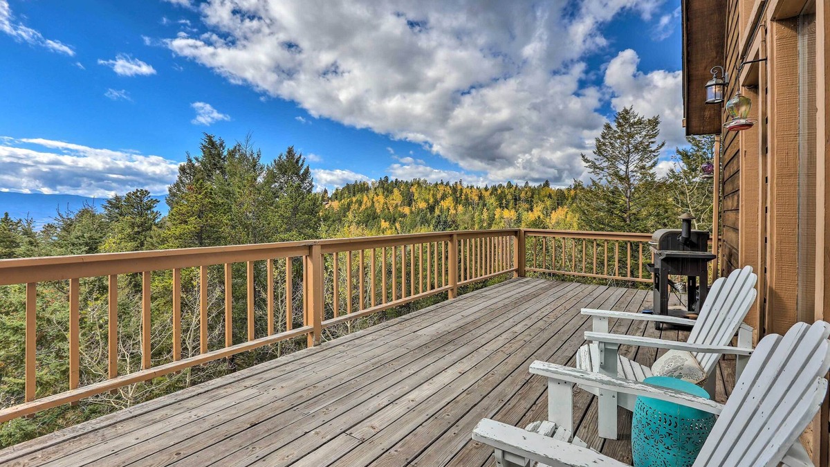 Conifer Mountain and Meadows House | Near Hiking: Mtn-View Conifer Cabin w/2 Decks