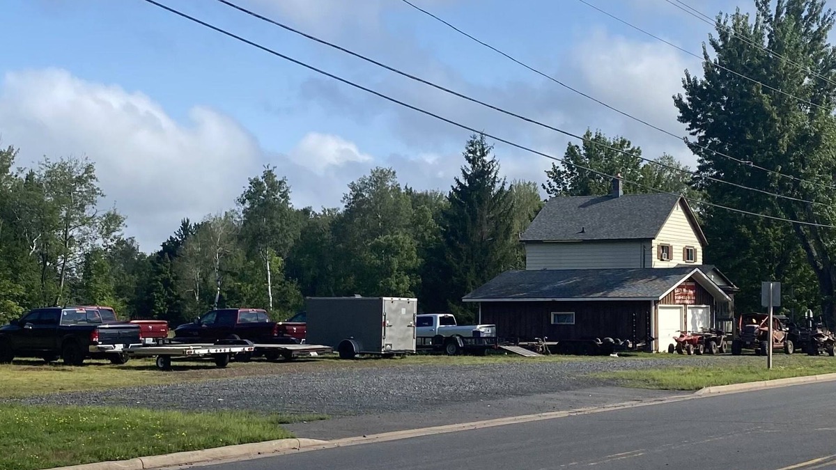 Hurley House | Near Hurley, On the Trail, Large Parking Area, Dog Friendly -The Cary Mine House