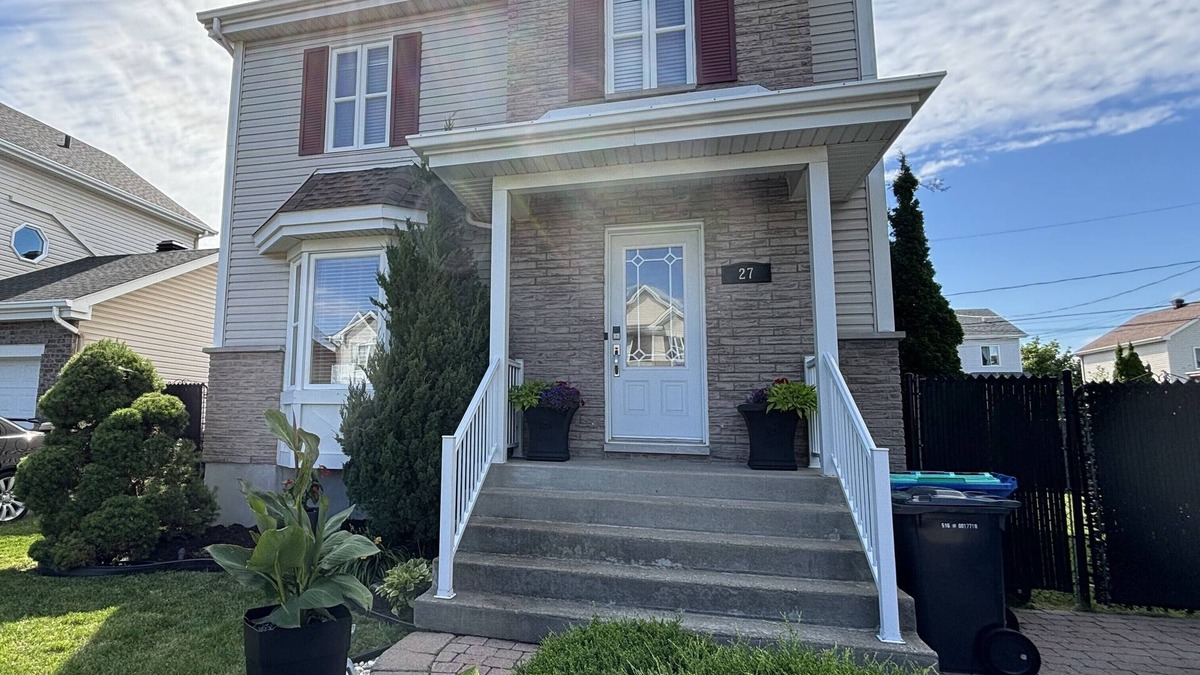 Saint Constant House | Near Montreal Rental - Rental near Montreal CITQ 311370