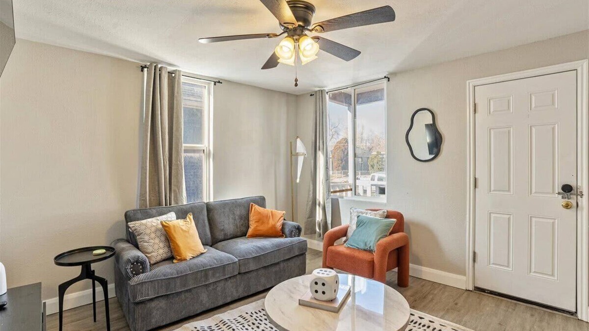 Ogden House | Near Ogden Trail & Parks, Central Location