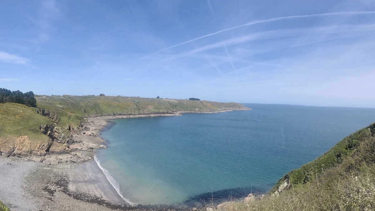 Plouezec Apartment | Near Paimpol, Apartment "Dune" 200m from Bréhec Plage