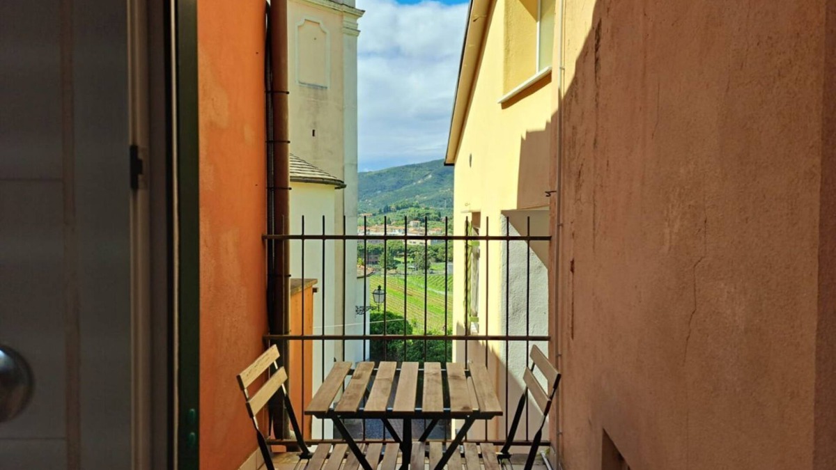 Riva Trigoso Apartment | Near Sestri Levante (Appartamento Trigoso)
