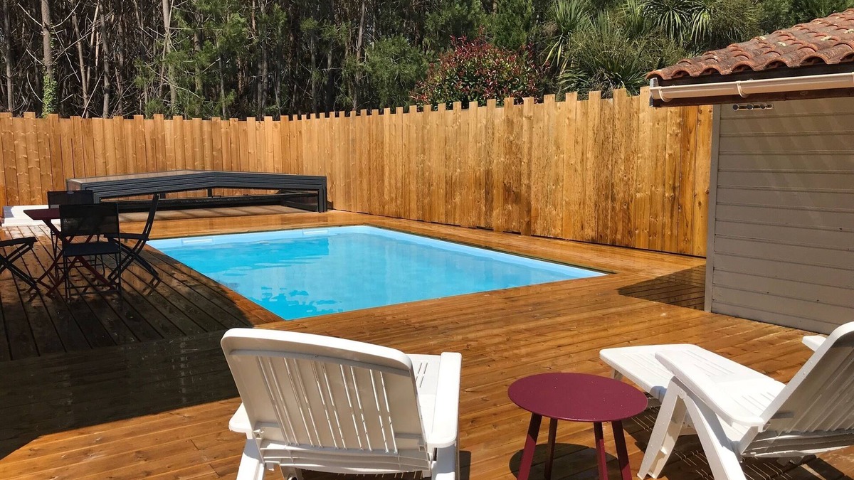 Grayan-Et-L'Hopital Ski Chalet | Near Soulac/mer 50M² air-conditioned chalet with private heated indoor pool