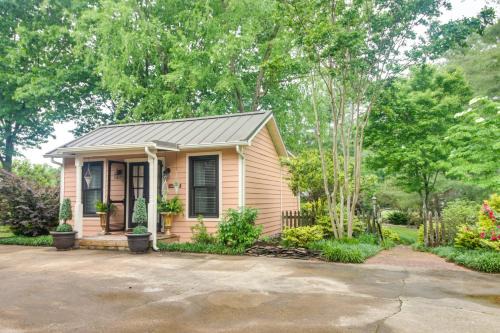 Lawndale Apartment | Near South Mountain State Park Studio with Deck!