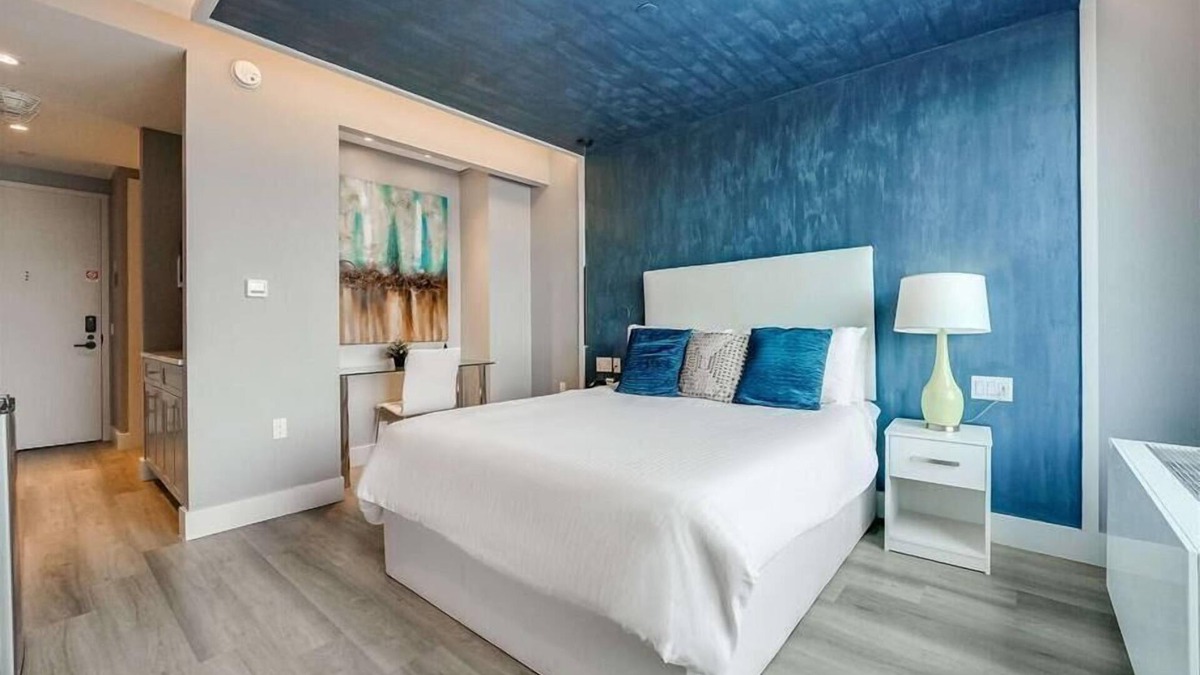 Port Morris Hotel | near Stadium Studio Q BR | Close to Stadium