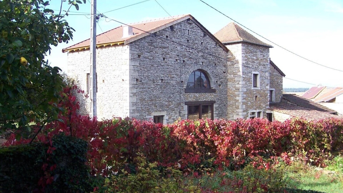 Chissey-les-Macon House | Near Taize-4 kms -'LE TINAILLER' Character Stone House-8 Sleeps