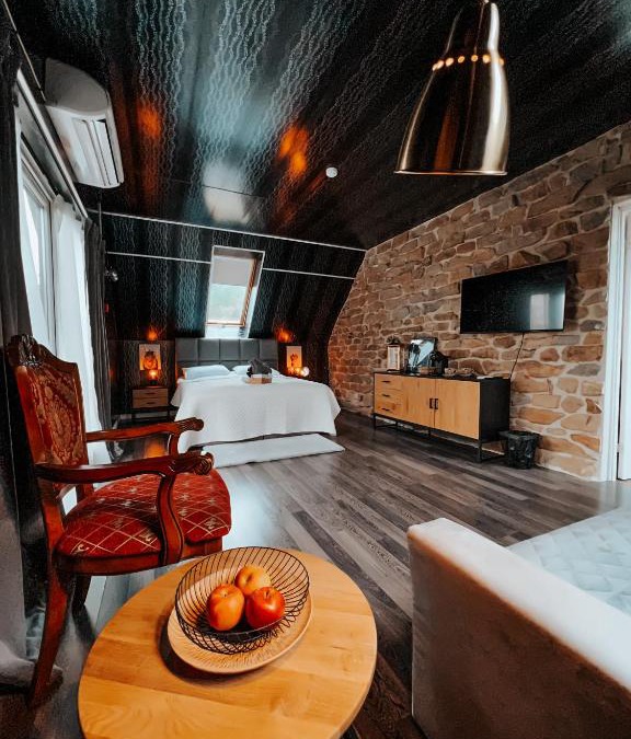 Torva Apartment | Near the lake apartment with hot tub and sauna