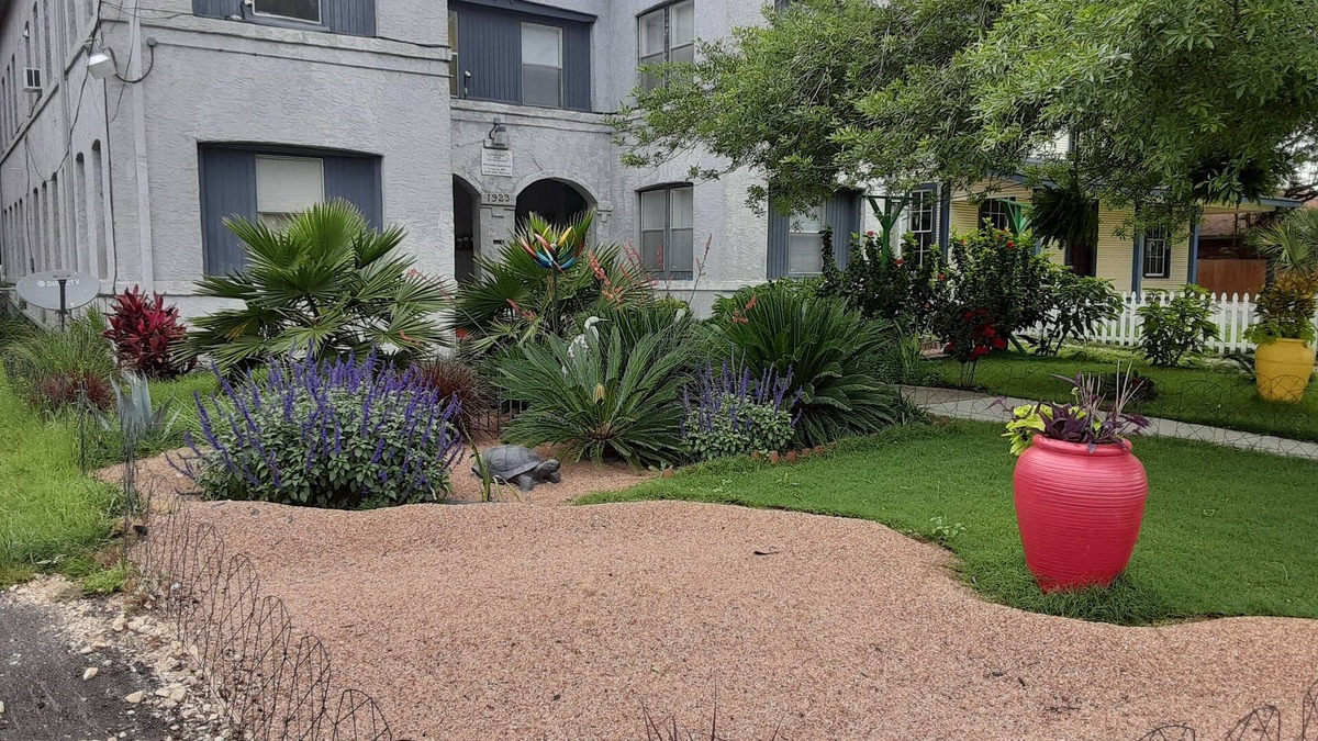 Government Hill Apartment | Near The Pearl - Quick Access to Riverwalk, Alamo, Ft Sam Houston, and Downtown