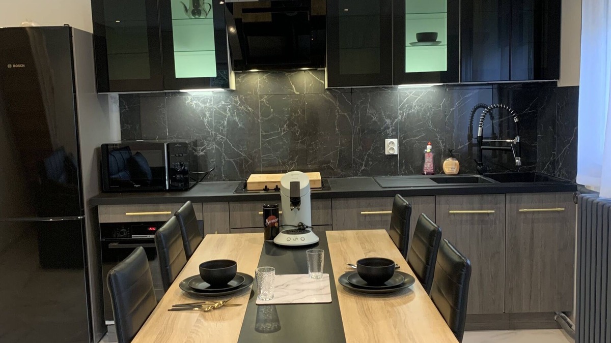 Sarcelles House | Near train station/Paris/Airport/Stade de France/Asterix/Disney