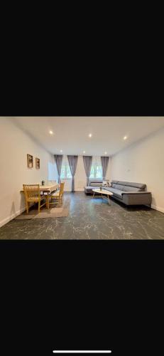 Purkersdorf Apartment | Near Vienna - 60m2 - 6 Guests - Self Check-in - Parking