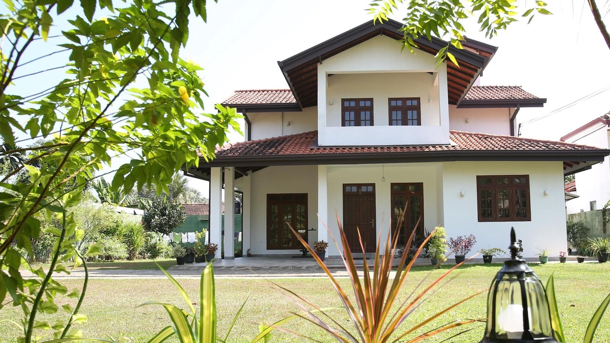 Dalupotha Villa | Negombo Villa near Beach/Airport - Sleeps 10