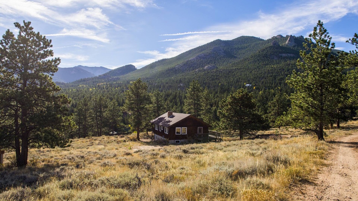 Estes Park House | Neighbors Rocky Mountain NP/YMCA of the Rockies/WiFi/Spacious/baby friendly
